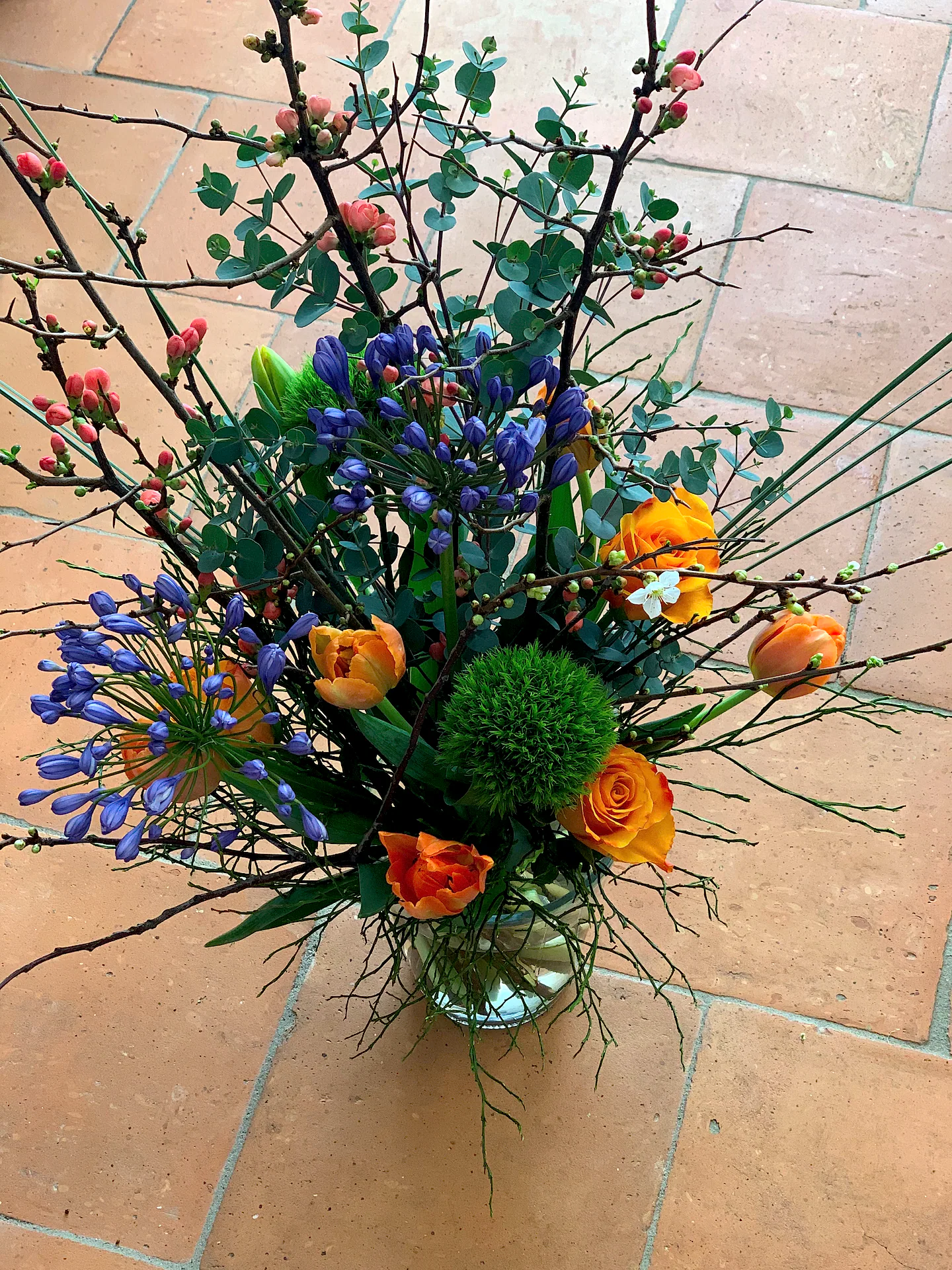 Handgebundener Strauss von Blumen am Lindenweg (Bild 3)